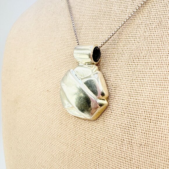 VTG Sterling Silver 925 Wrap Design Circle Pendant Necklace Size 18" Length - Picture 4 of 13